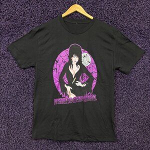 Elvira Mistress of The Dark Moonlit T-Shirt Size Large